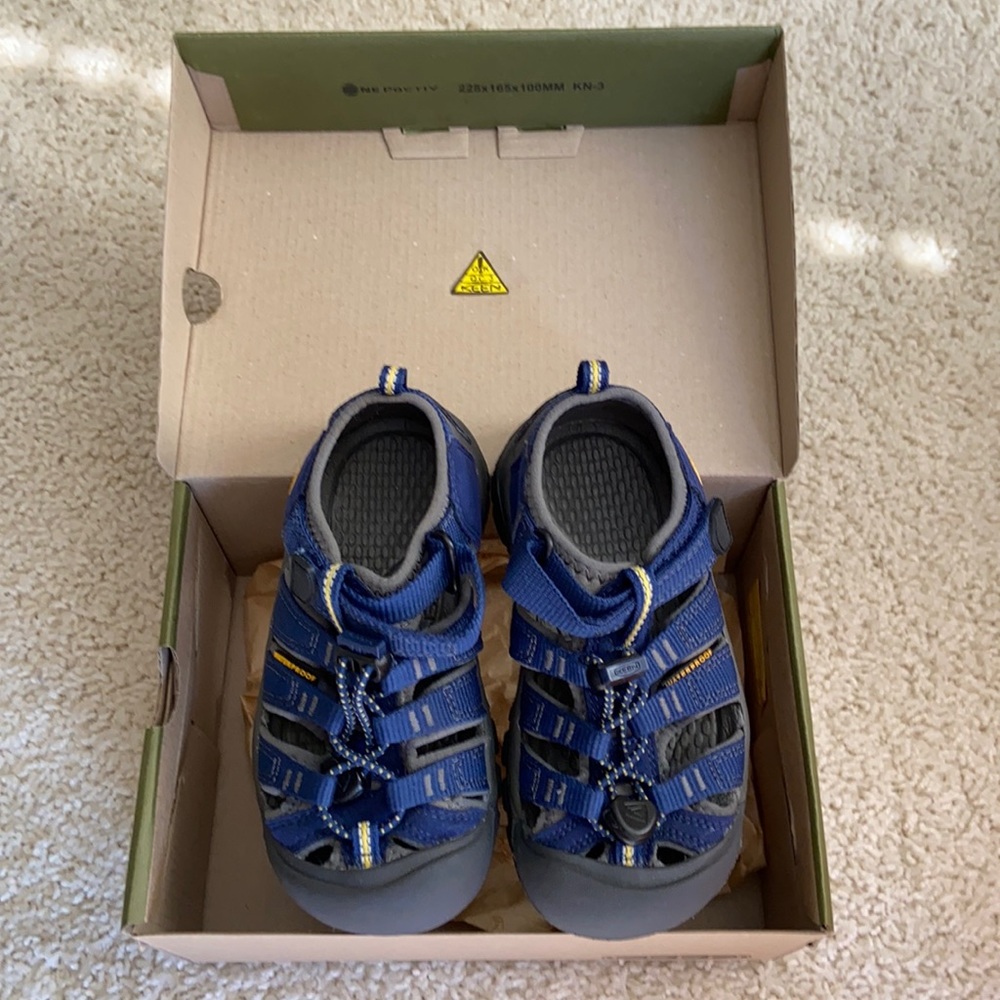 Keen Newport H2 kids sandals